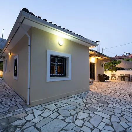 펜션 Lena's Traditional Agia Efimia
