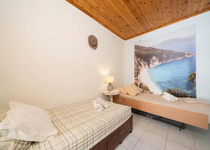 Lena's Traditional Tatil Evi Agia Efimia