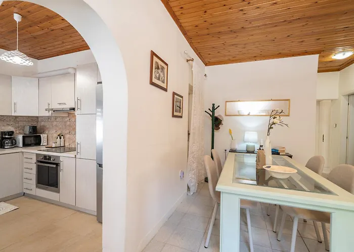 Lena's Traditional Tatil Evi Agia Efimia