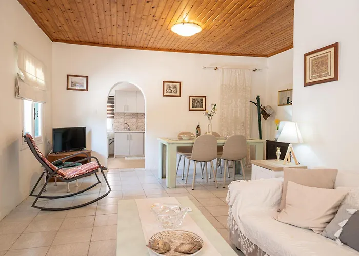 Lena's Traditional Tatil Evi