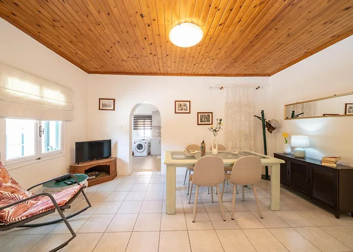 Lena's Traditional Tatil Evi *