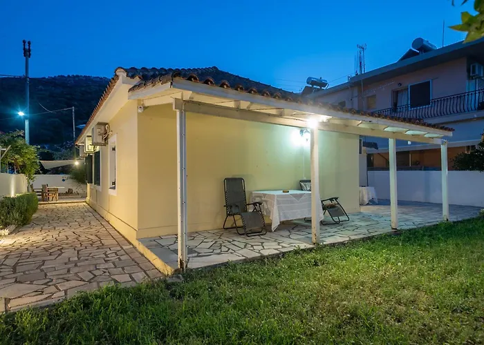 Lena's Traditional Tatil Evi Agia Efimia
