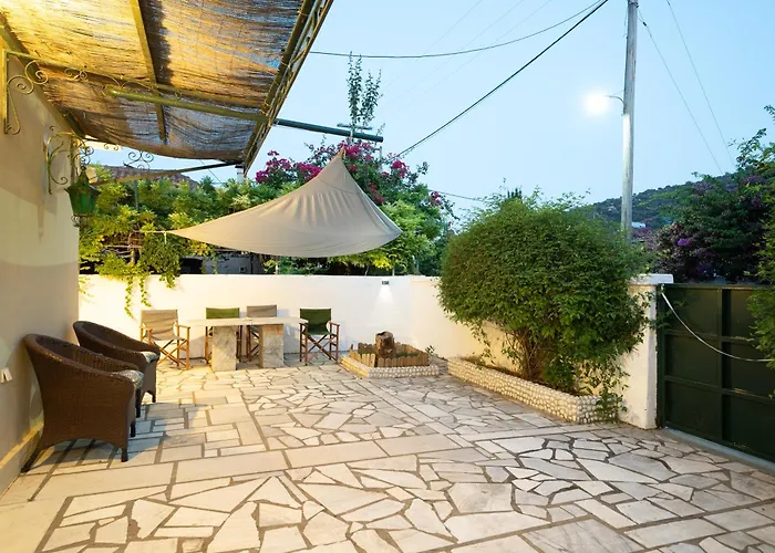 Lena's Traditional Tatil Evi