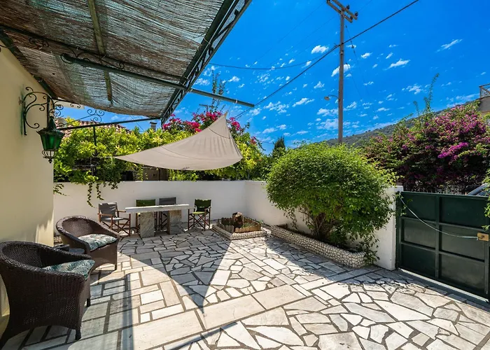 Tatil Evi Lena's Traditional Agia Efimia