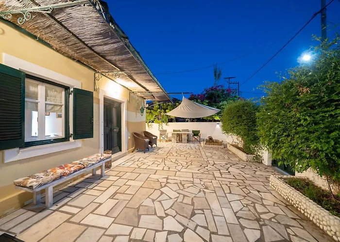 Lena's Traditional Tatil Evi